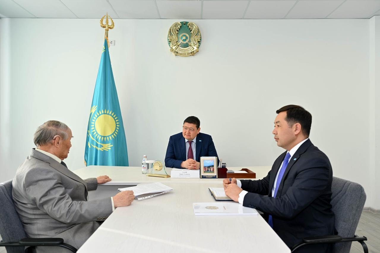 Облыс әкімі азаматтарды жеке мәселелері бойынша қабылдады