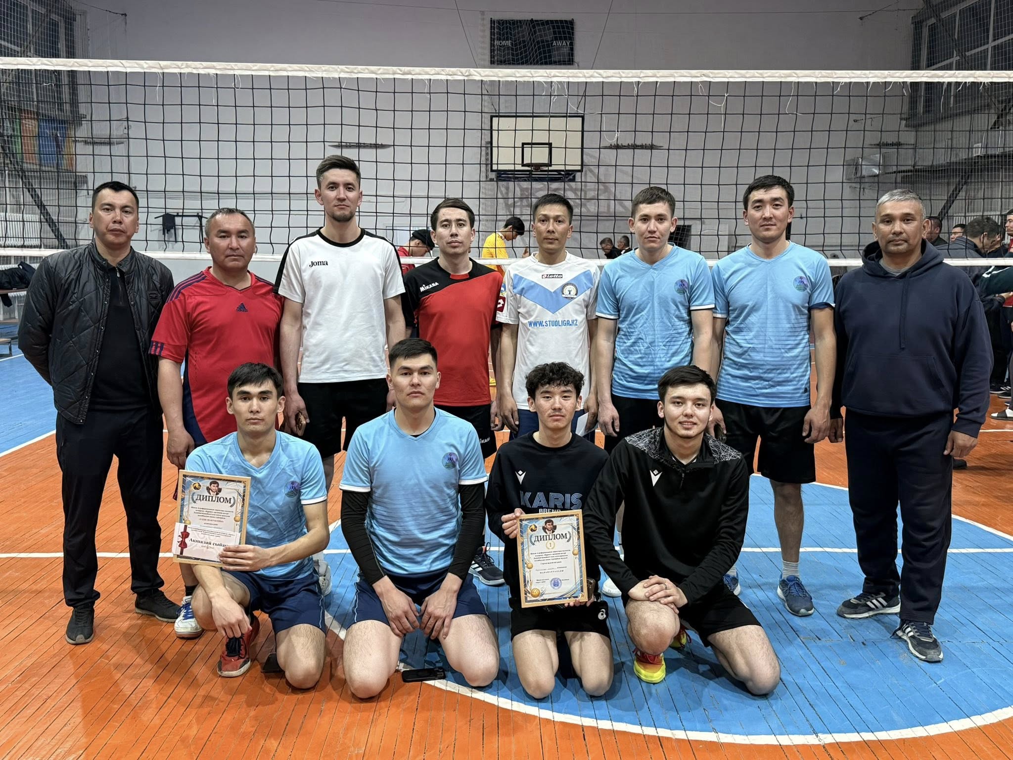 АМАНКЕЛДІ АУЫЛЫ ВОЛЕЙБОЛ ТУРНИРІНІҢ ЖЕҢІМПАЗЫ АТАНДЫ