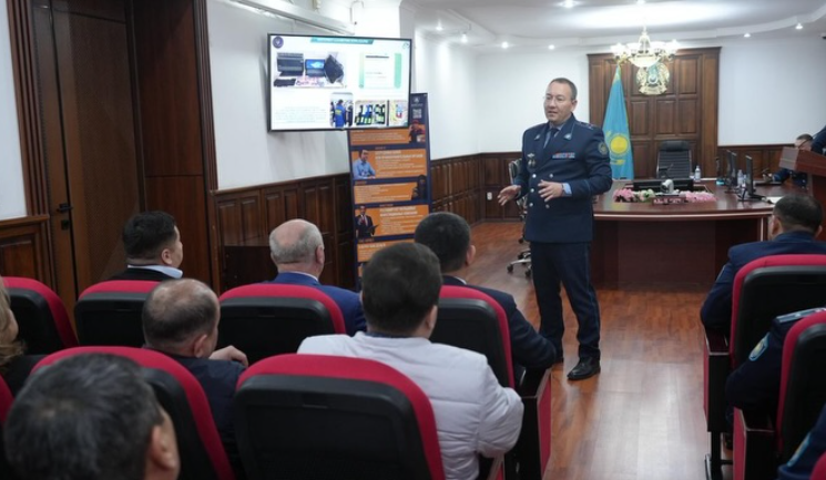 «Заң мен Тәртіп»: Шымкентте киберқылмысқа қарсы жаңа деңгейдегі шаралар талқыланды