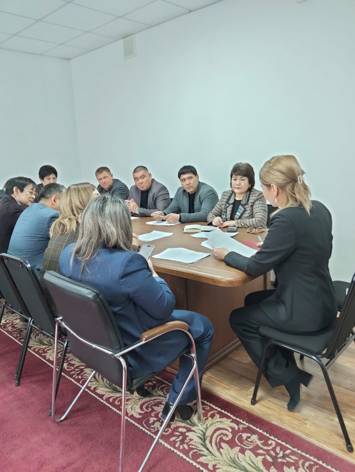 Ұлан аудандық мәслихатының бюджет, экономикалық реформа және аумақтық даму мәселесі бойынша, сондай-ақ депутаттық өкілеттік, этика, заңдылық және элеуметтік сала сұрақтары бойынша тұрақты комиссияларының бірлескен отырысы өтті