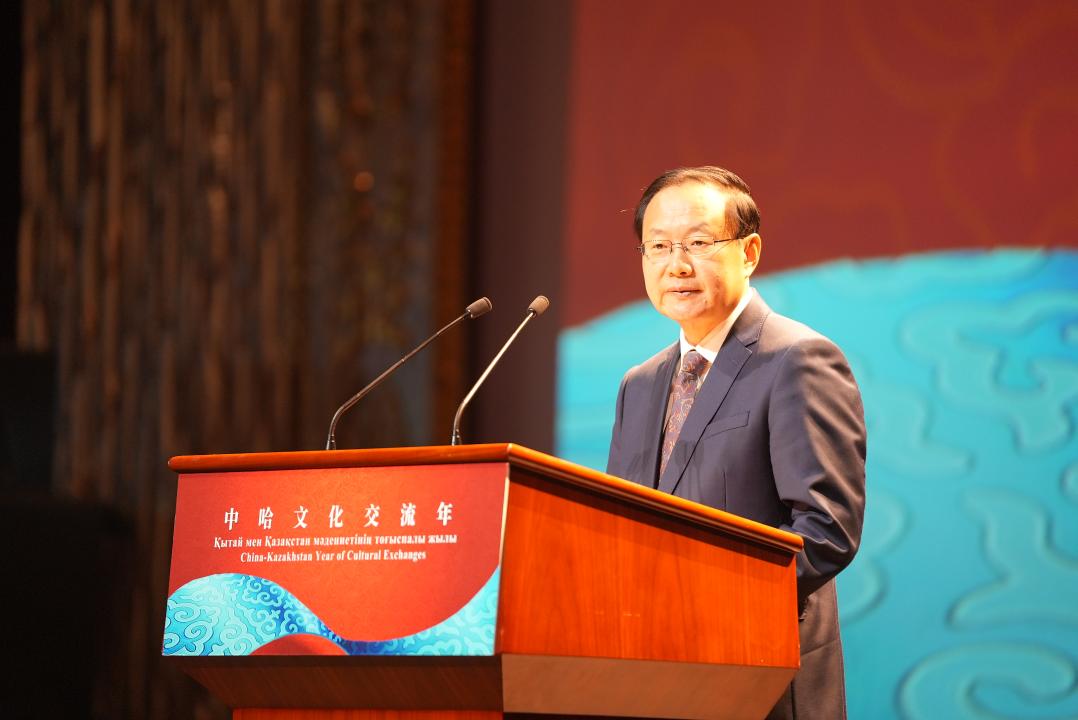 Около тысячи человек посетили торжественное открытие Перекрестного года культуры Казахстана и Китая в Пекине