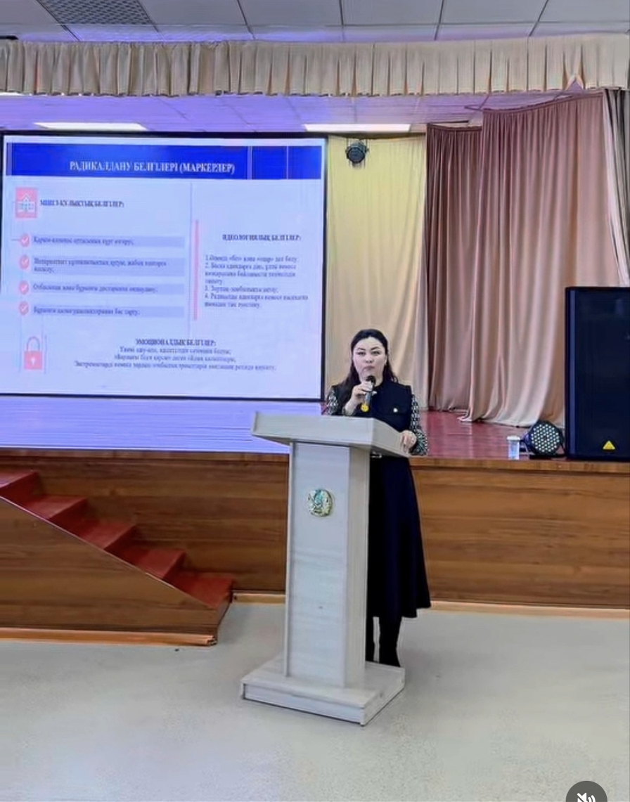 Қауіптің алдын алу: Семейде жасөспірімдер мәселесі көтерілді