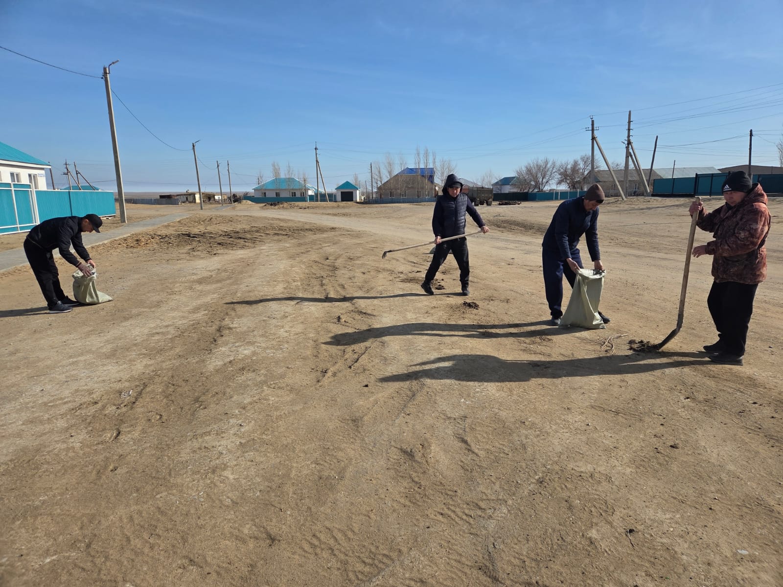 В рамках акции "Таза Қазақстан " в районе стартовали субботники