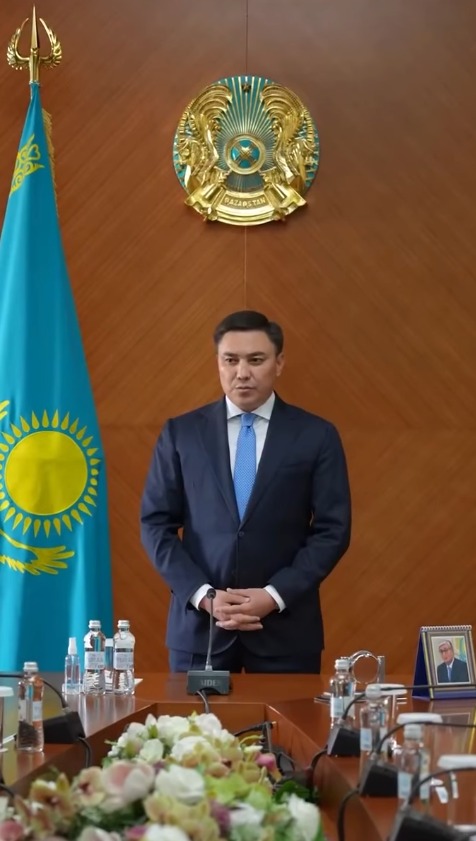 ШЫМКЕНТТЕ ҚАЛА ӘКІМІ ПРЕЗИДЕНТ АТЫНАН БІРҚАТАР АЗАМАТТЫ МАРАПАТТАДЫ