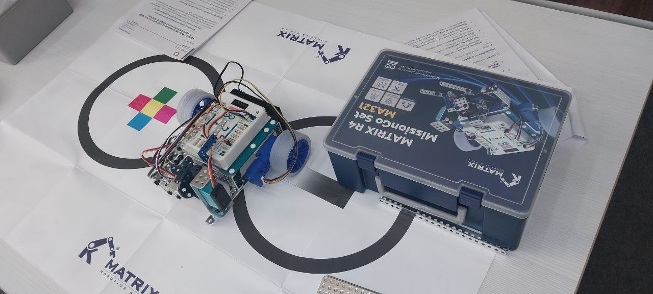 «Ozyq Urpaq» жобасы аясында информатика мұғалімдері мен STEM бағытындағы педагогтеріне арналған кездесу