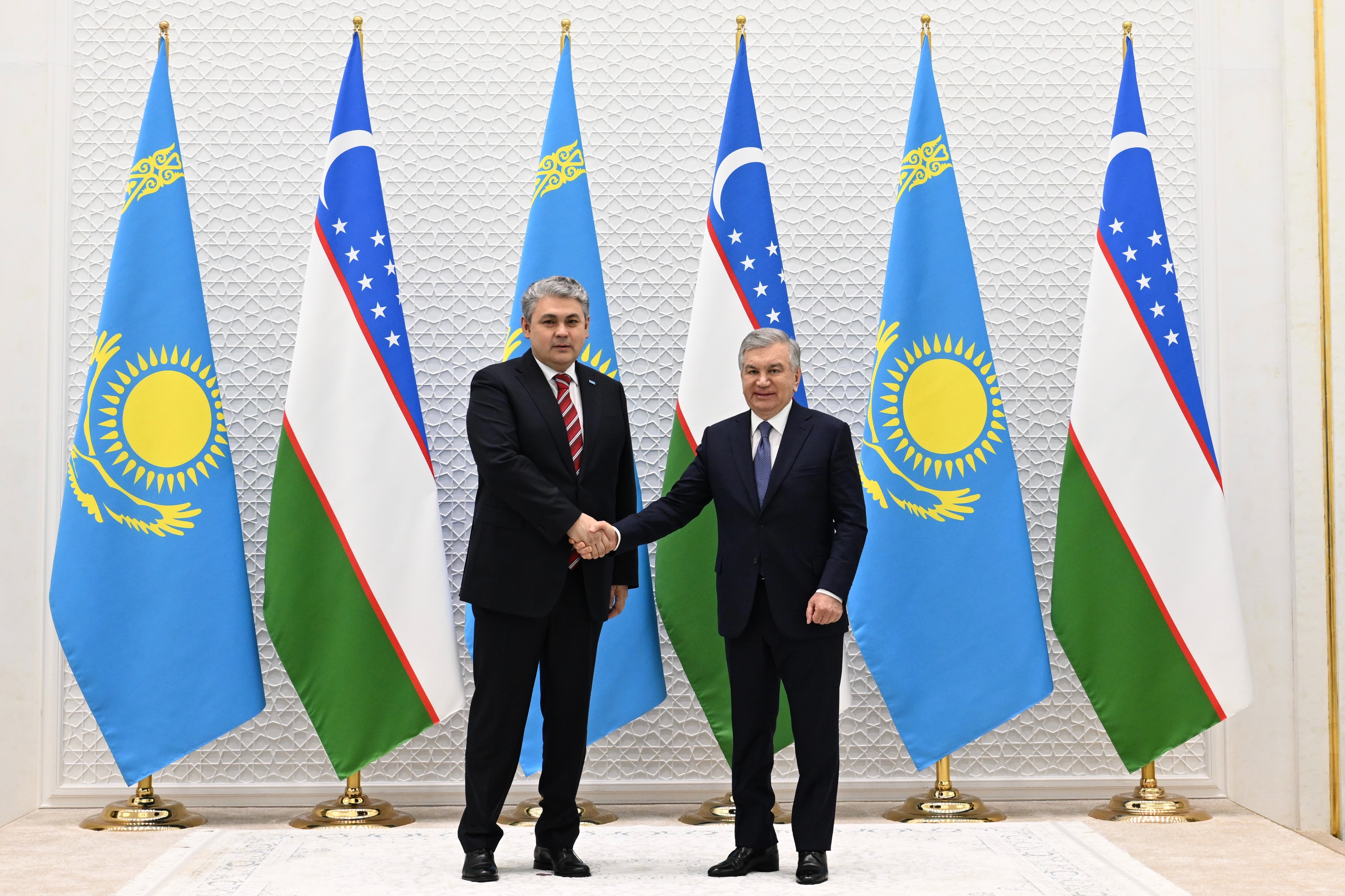 Казахстан и Узбекистан продолжают укреплять стратегический тандем