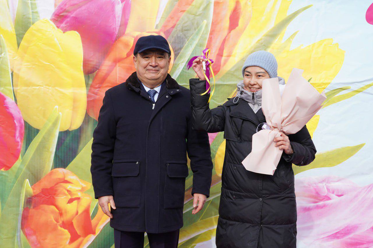 Қосшы қаласында 40 пәтердің кілттері жаңа тұрғындарға табысталды