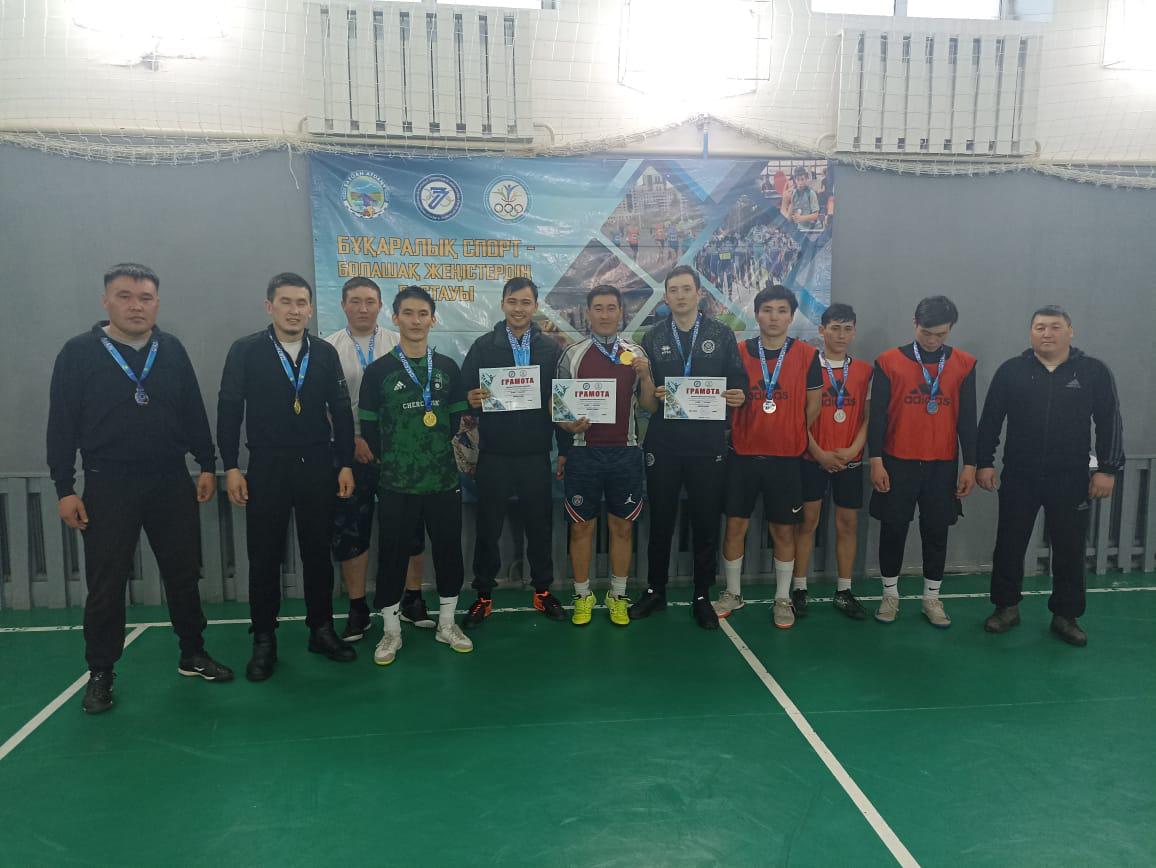 ⚽️ 03.04.2026 ж. Черкасск ауылдық округінде, Черкасск орта мектебінде жастар арасында мини-футбол жарысы өтті.