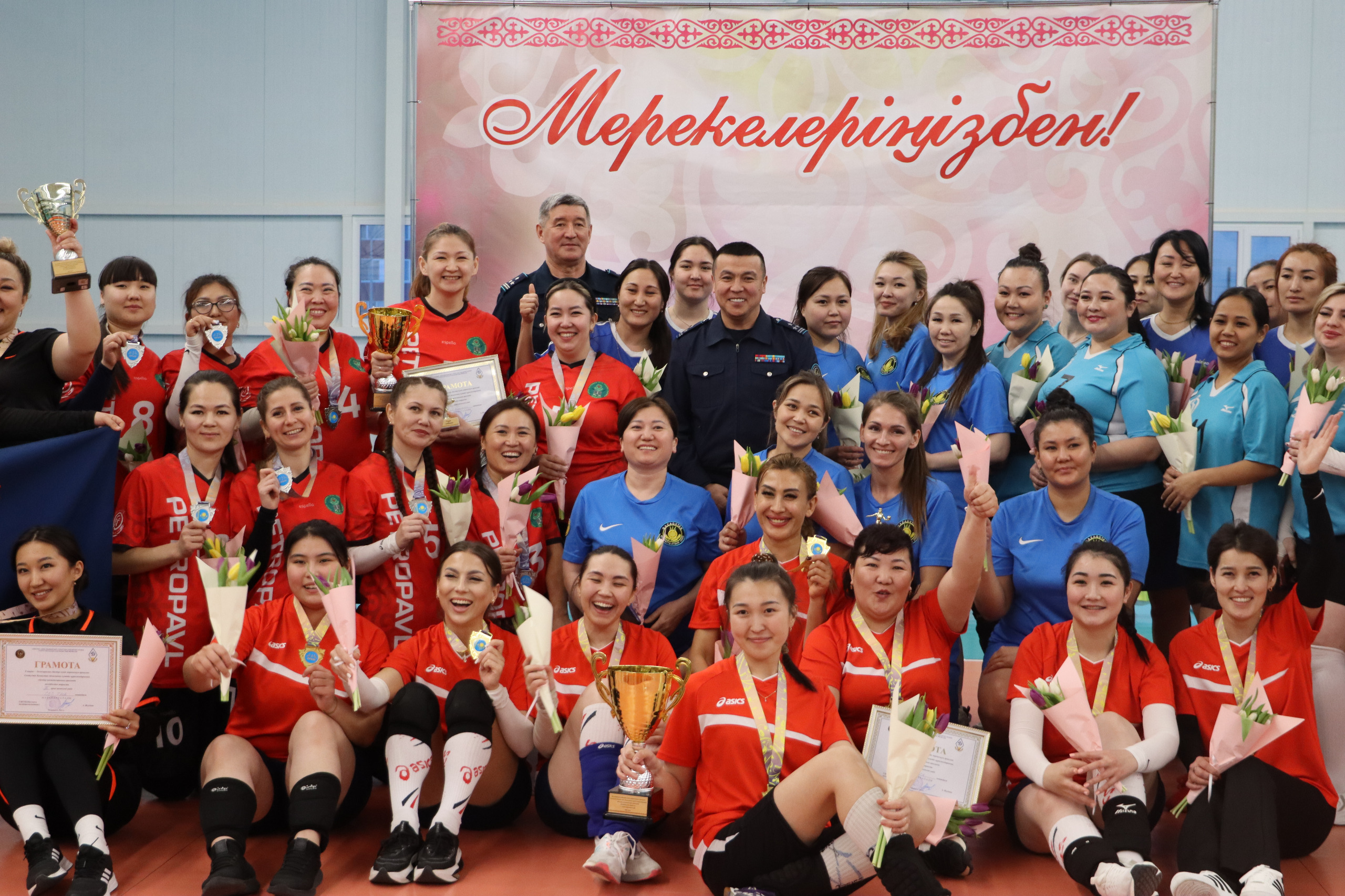 СҚО-да күштік құрылымдардың әйел қызметкерлері арасындағы волейбол жарысының жеңімпаздары анықталды