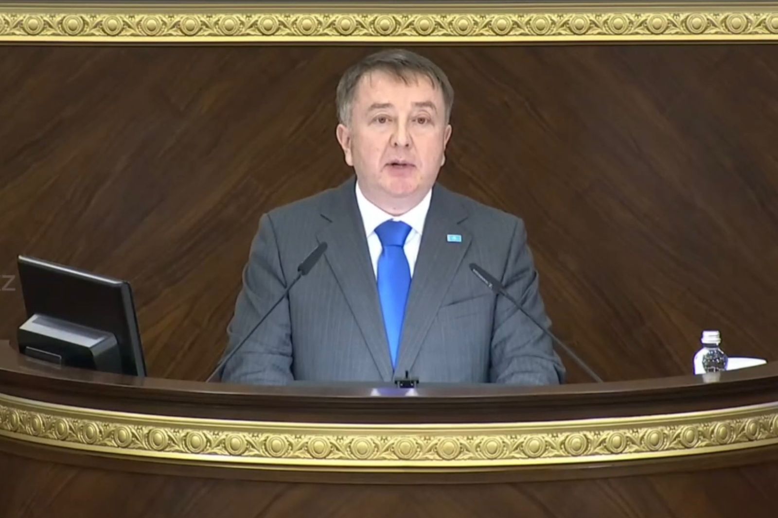 Министр юстиции Республики Казахстан Ерлан Сарсембаев принял участие в пленарном заседании Мажилиса Парламента Республики Казахстан