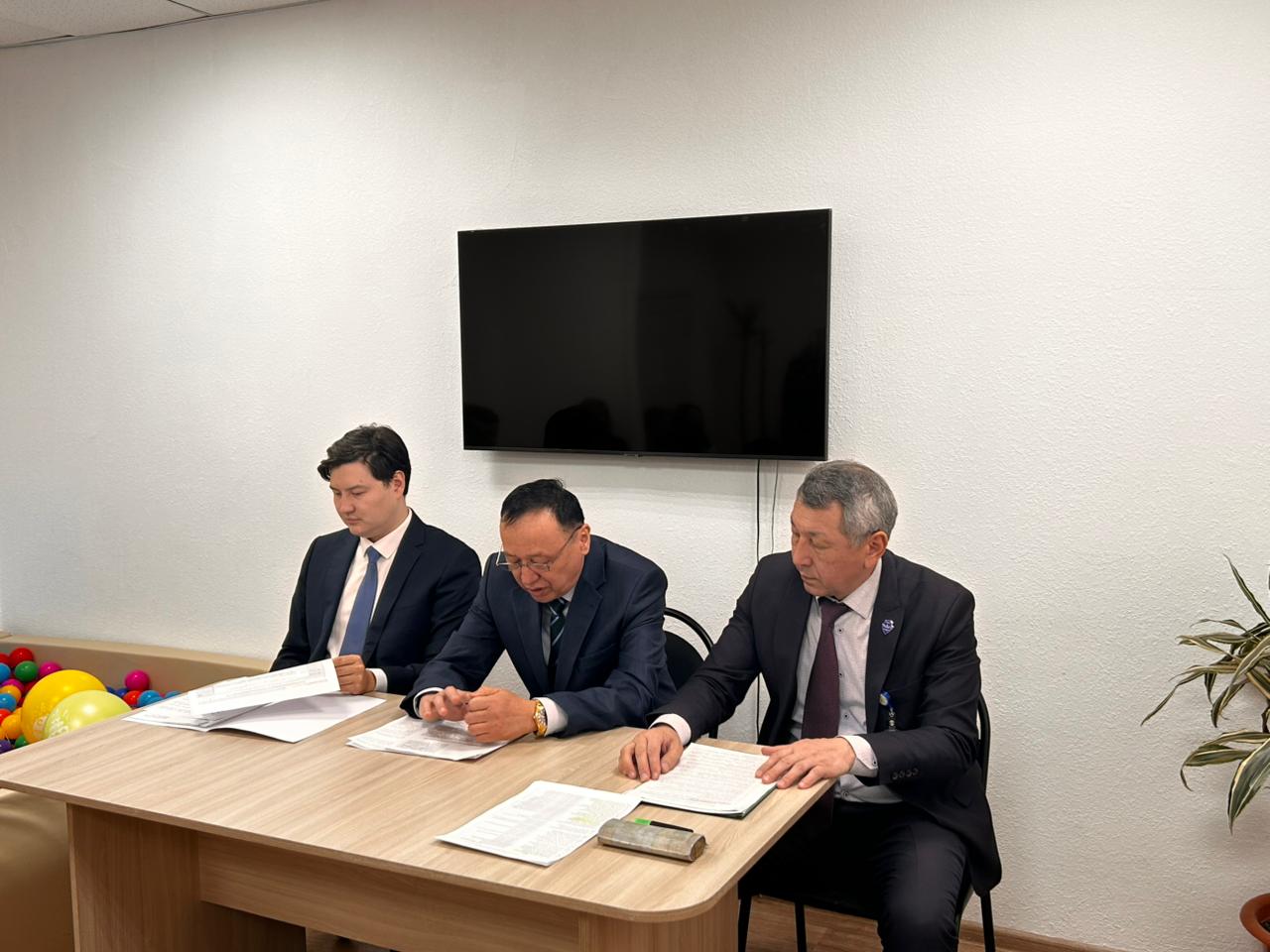 Сыбайлас жемқорлыққа қарсы заңнаманы және қызметтік әдепті сақтау мәселелері бойынша кеңес өтті.