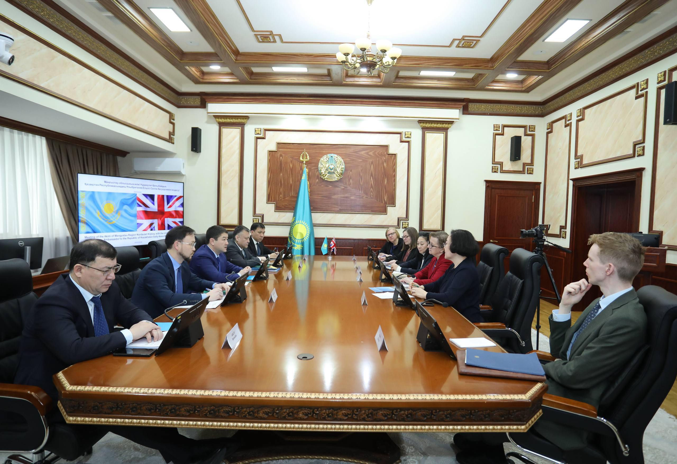 Маңғыстау облысының әкімі Ұлыбританияның Қазақстандағы Елшісін қабылдады