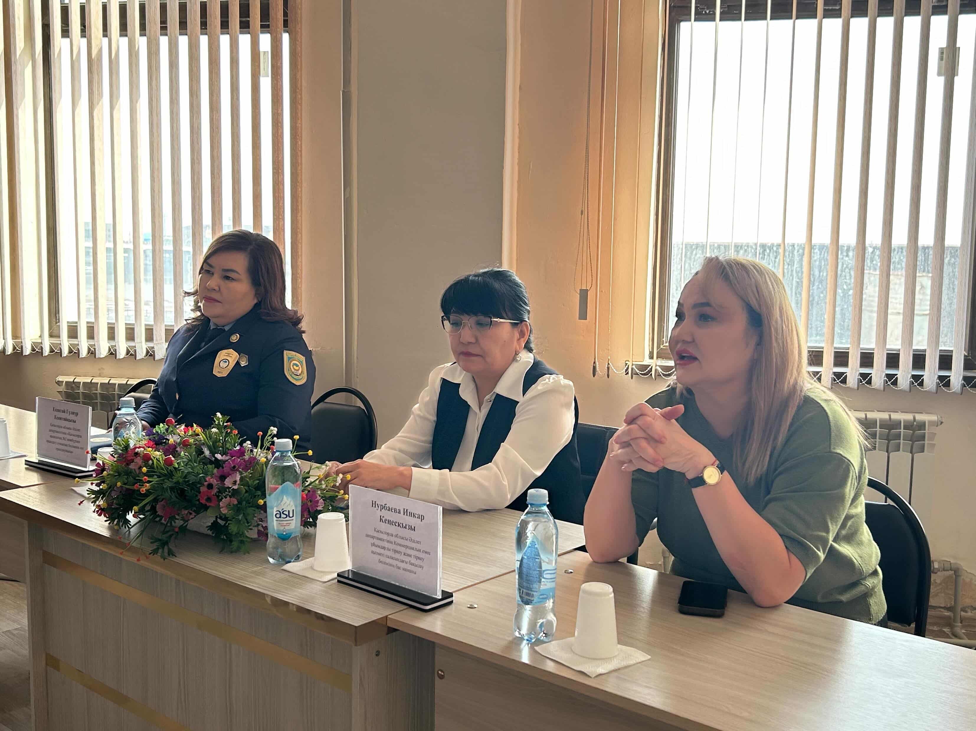 Қызылорда Болашақ университетінің заң факультеті студенттерімен кездесу өткізді