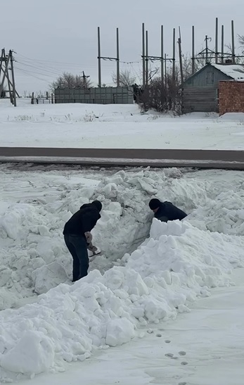 ШЕТ АУДАНЫНДАҒЫ СУ ТАСҚЫНЫНА ДАЙЫНДЫҚ ШАРАЛАРЫ ПЫСЫҚТАЛДЫ