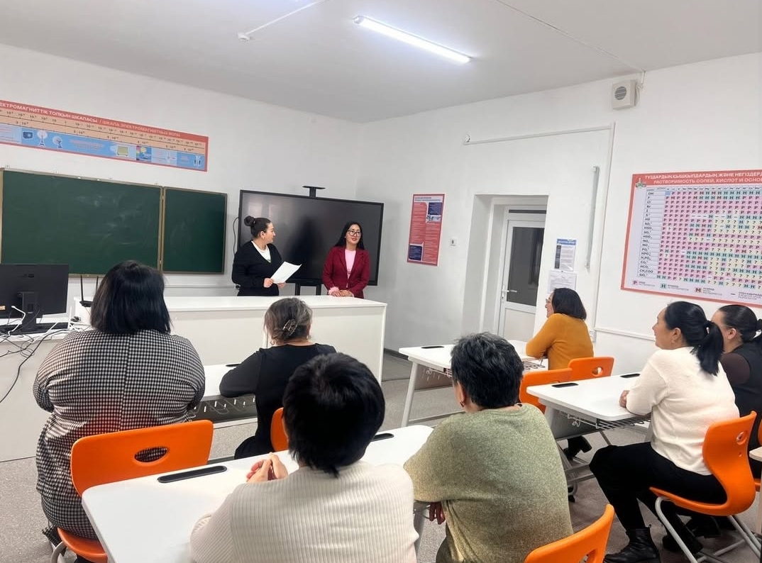 Шаған кентінің тұрғындары алдағы референдумның маңызын талқылады