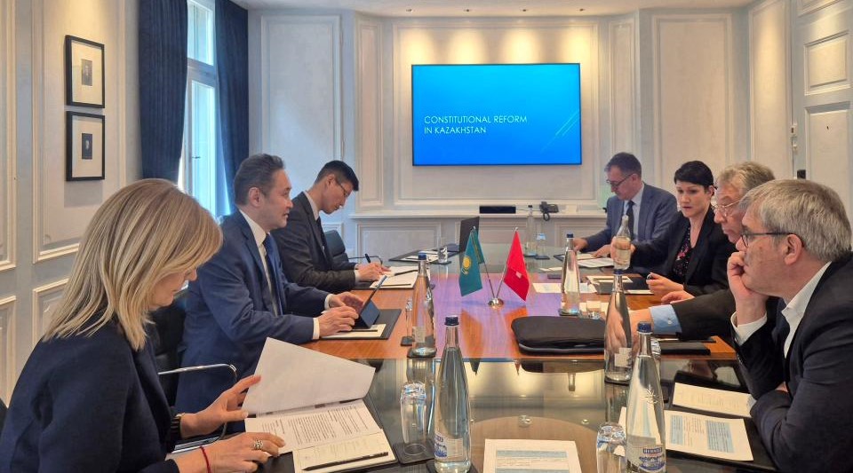 В Берне выразили поддержку осуществляемым в Казахстане реформам