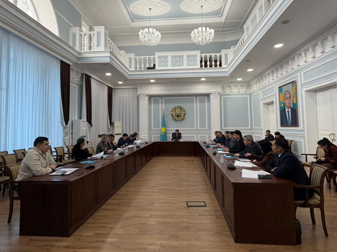 Облыстық үшжақты комиссияның кезекті отырысы өтті