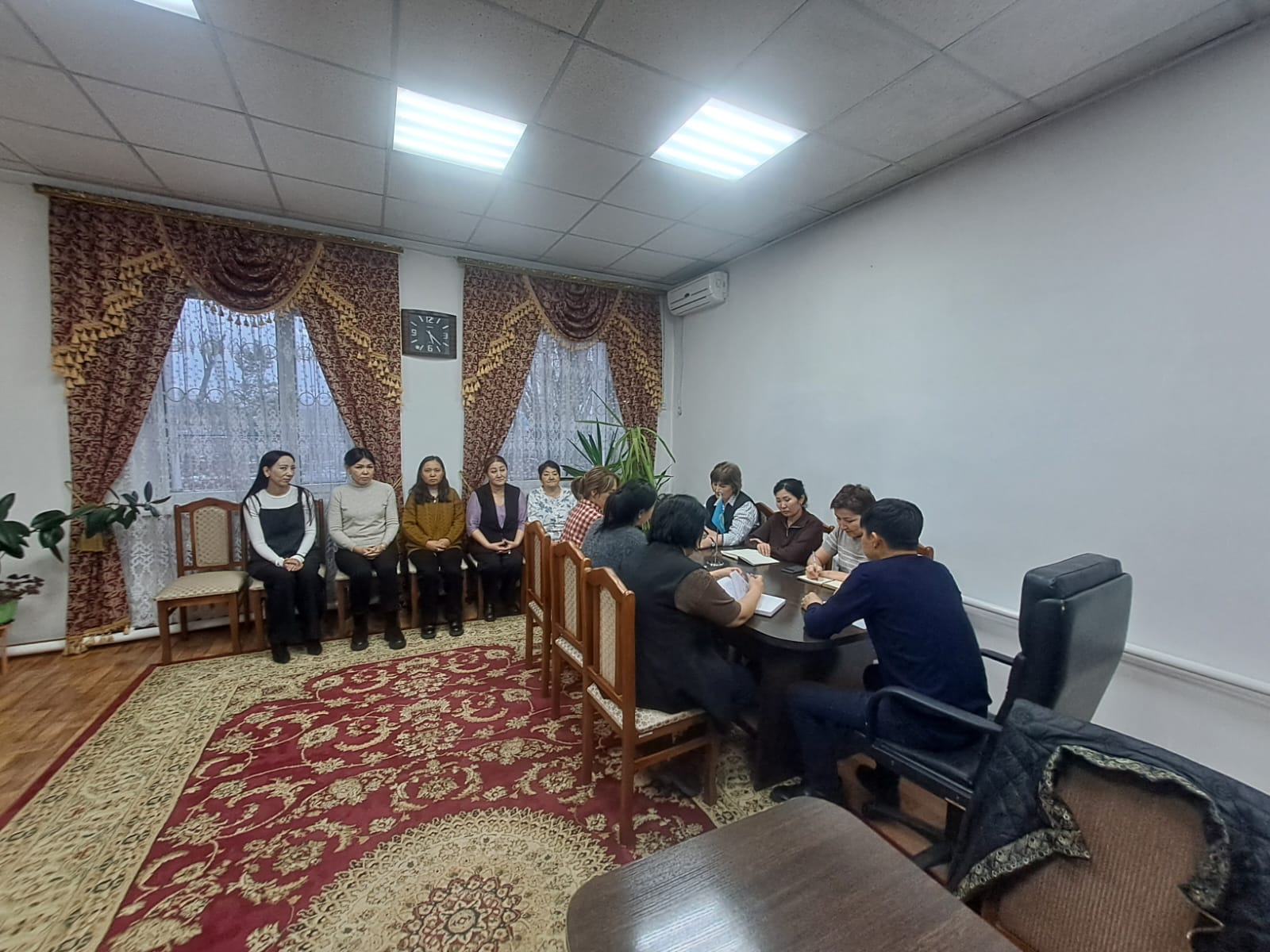 Разъяснительные работы