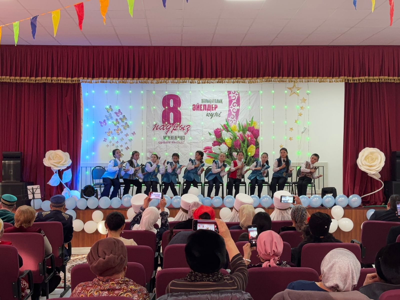 2026 жылғы 5 наурыз күні Қоңыр ауылдық клубында 8 наурыз – Халықаралық әйелдер күніне орай мерекелік концерт өтті.
