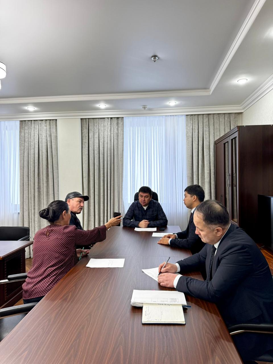 БАСҚАРМА БАСШЫСЫ АЗАМАТТАРДЫ ЖЕКЕ МӘСЕЛЕЛЕРІ БОЙЫНША ҚАБЫЛДАДЫ