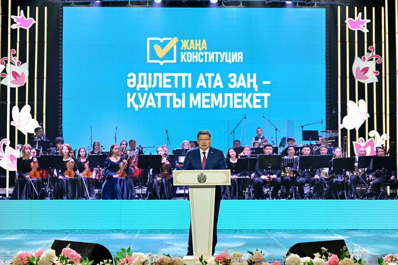 В Семее состоялось торжественное мероприятие, посвященное 8 Марта