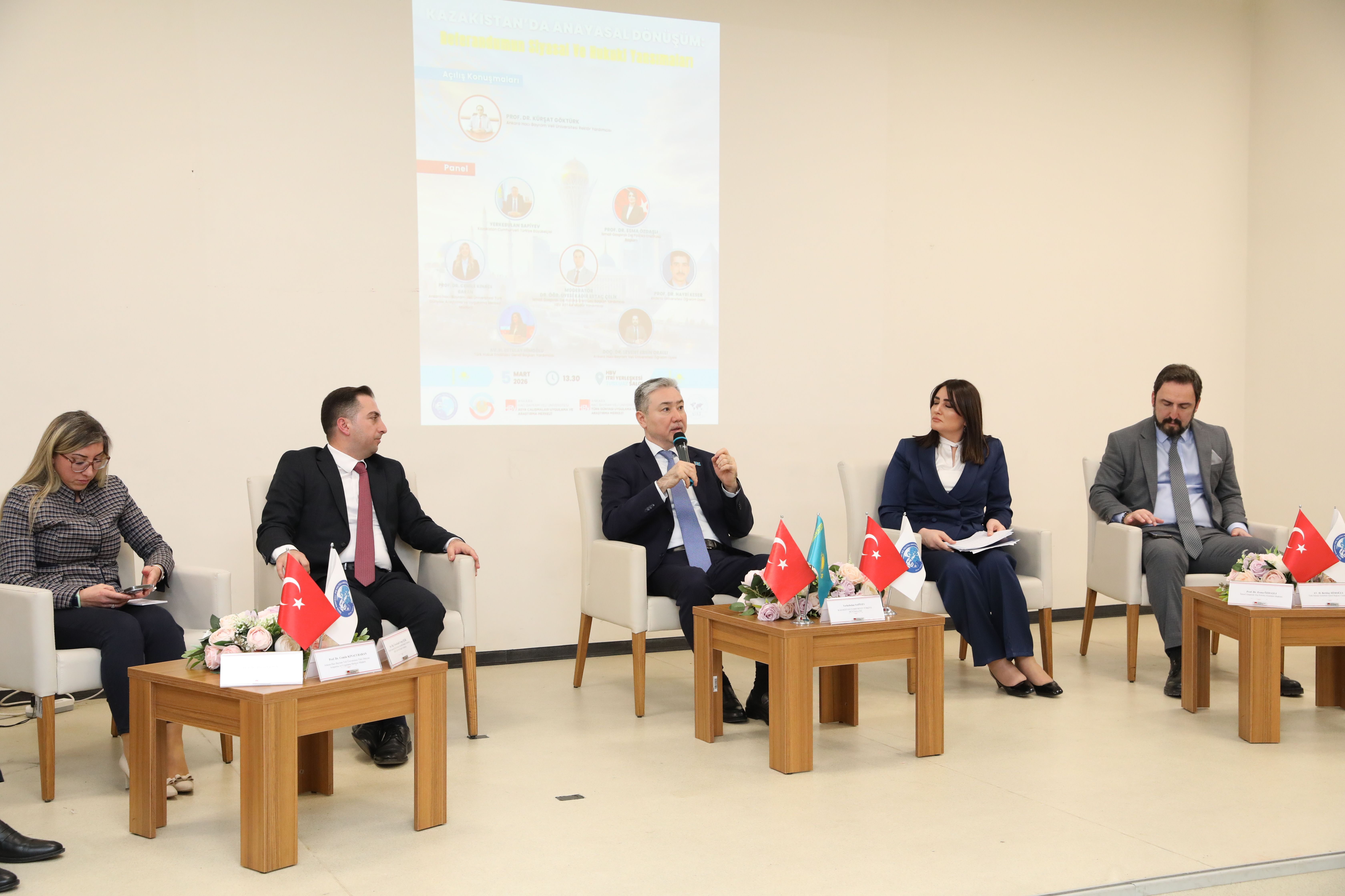 Түркия сарапшылары жаңа Конституция жобасына жоғары баға берді