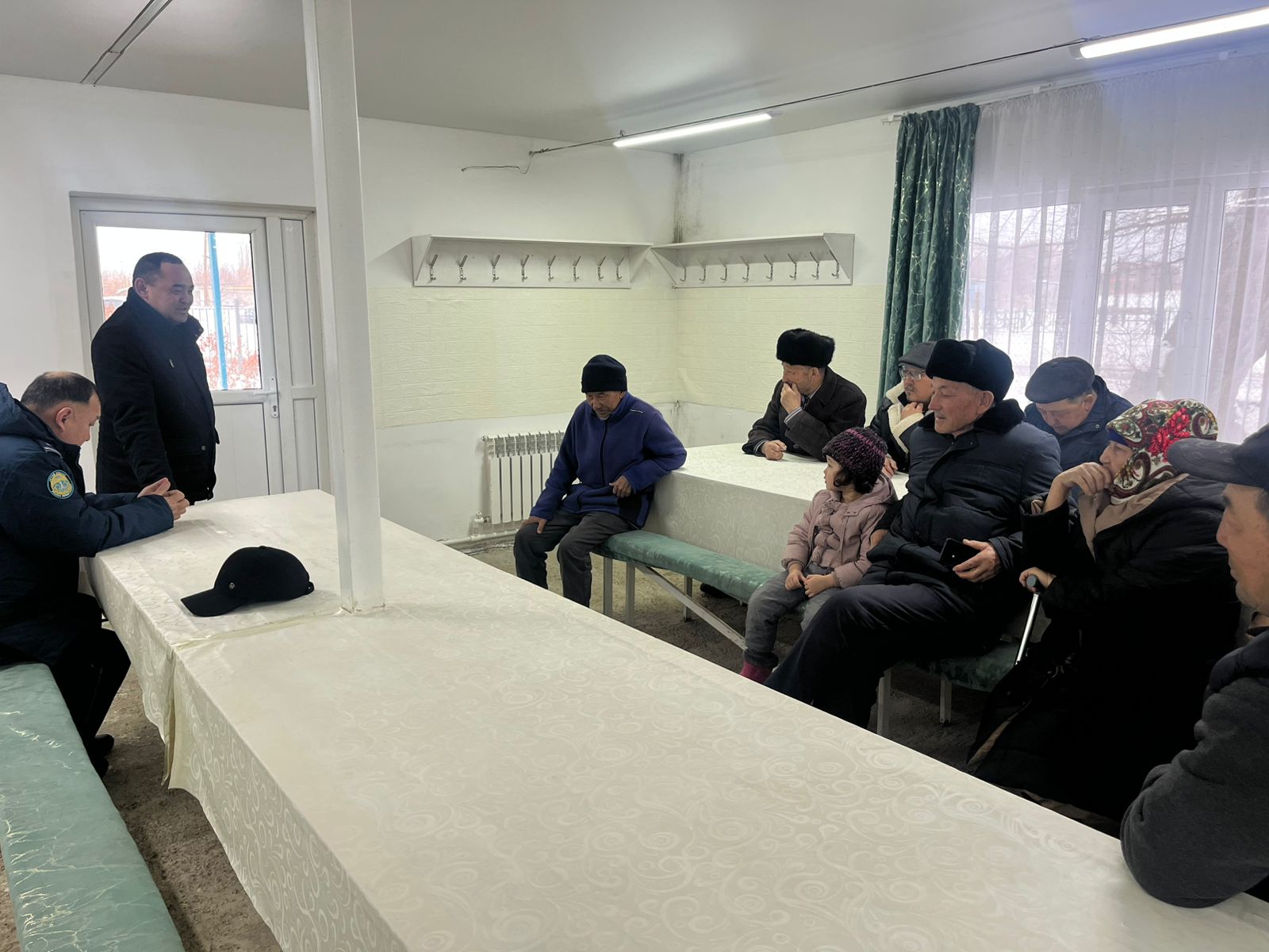 Қарабұлақ ауылдық округінің әкімі Өрқұсақ ауылының тұрғындарымен кездесуін өткізді