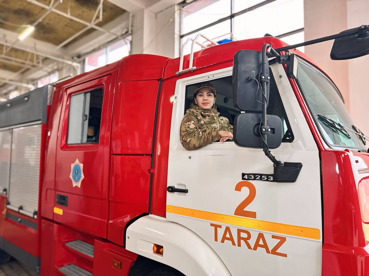 Қызметке адал маман