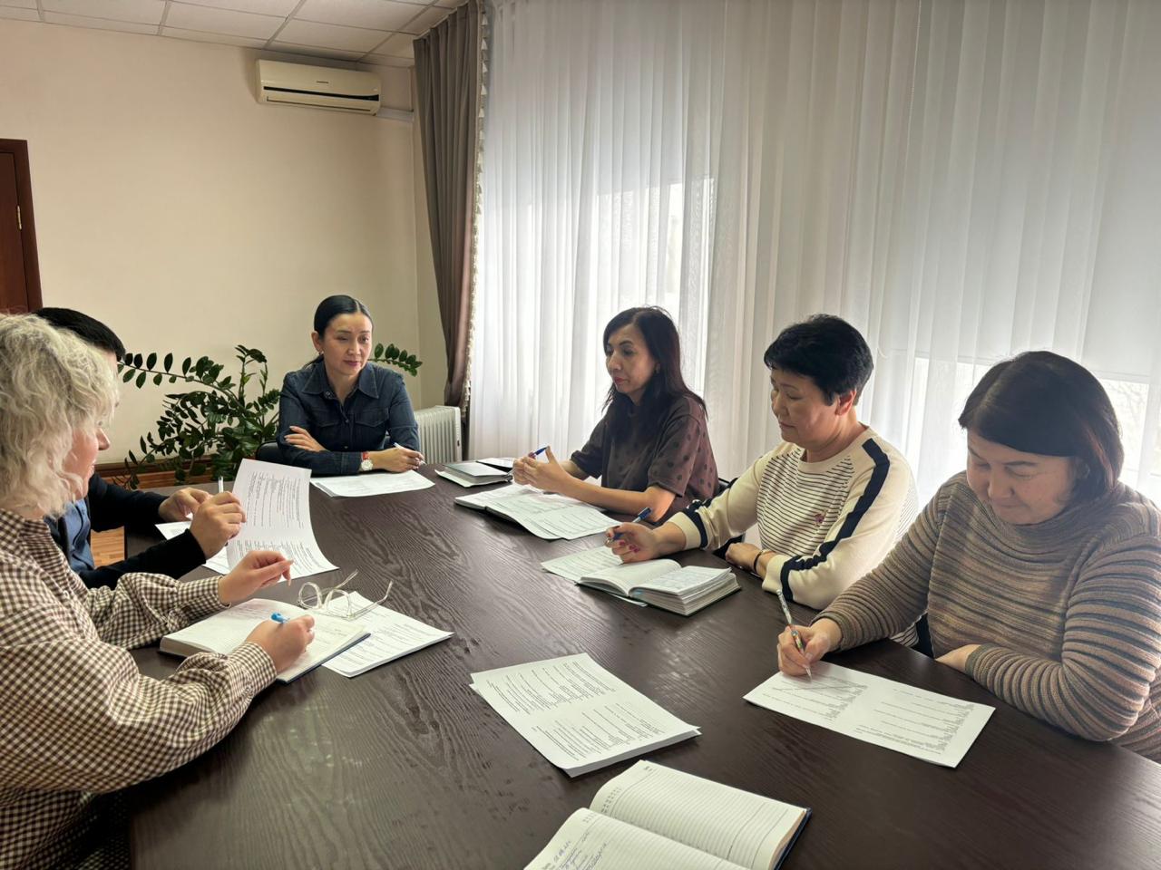 Жаңа Конституцияның жобасы республикалық референдумға шығарылды