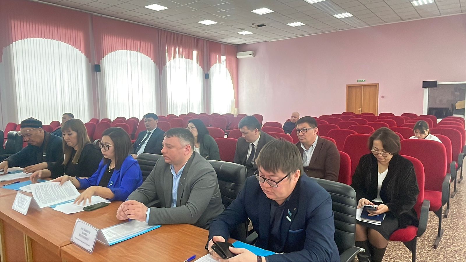 VIII сайланған Тереңкөл аудандық мәслихатының ХХХХI (41) кезектен тыс   сессиясы өткізді