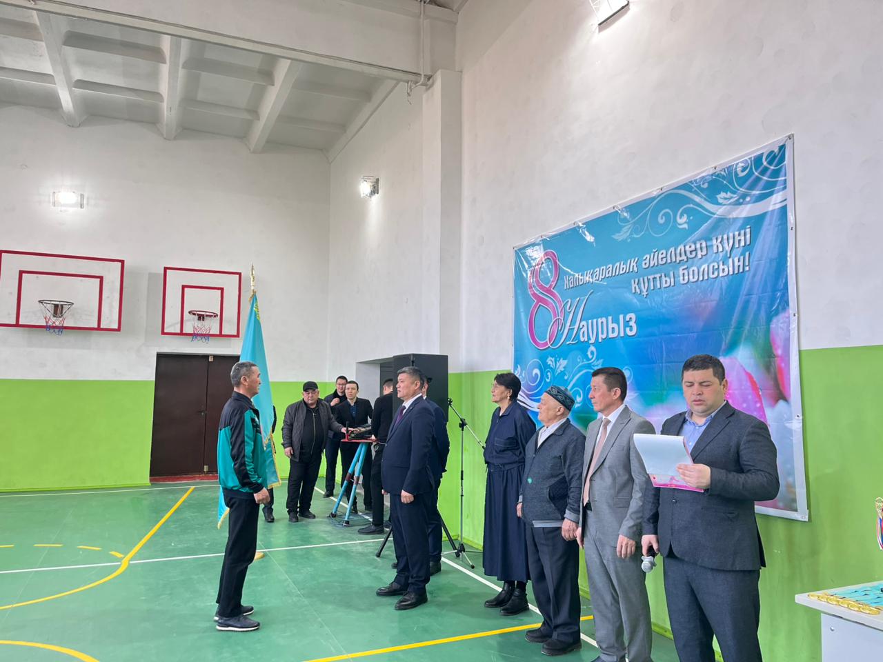 МЕКЕМЕ АРУЛАРЫ АРАСЫНДА ВОЛЕЙБОЛДАН ЖАРЫС ӨТКІЗІЛДІ