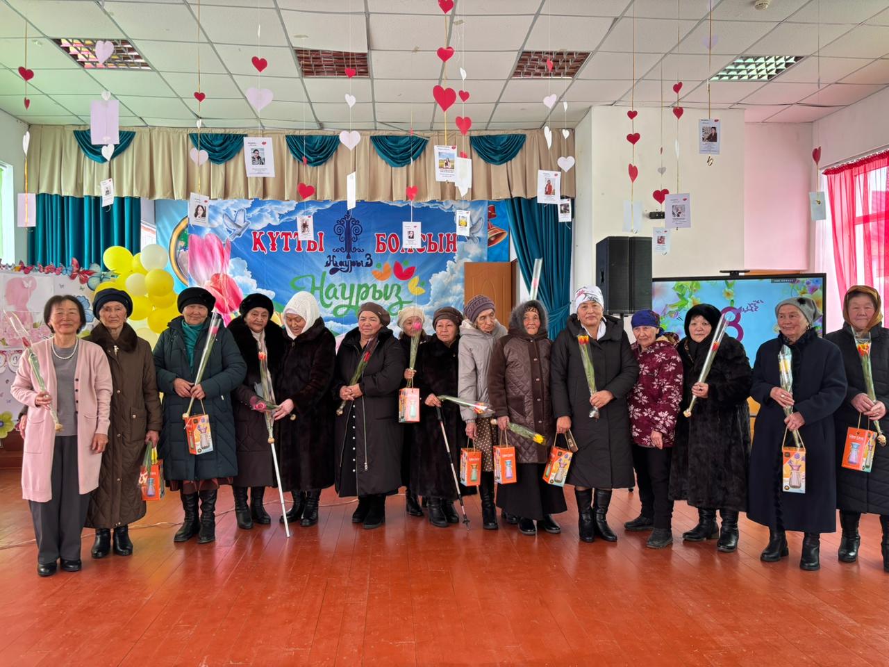 Ауылымыздағы нәзік жандарға арналған мерекелік концерт