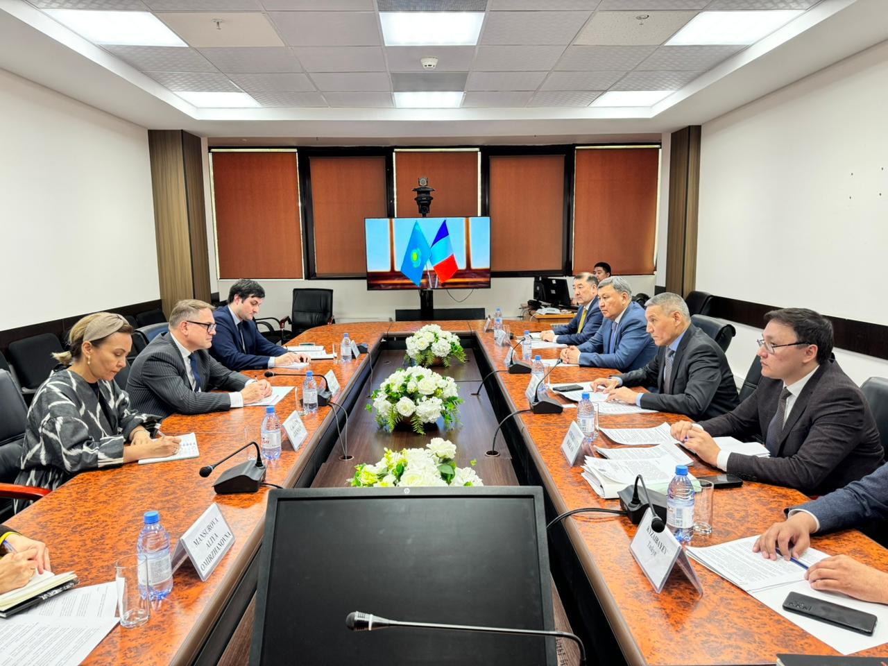 Казахстан и Франция расширят сотрудничество в АПК