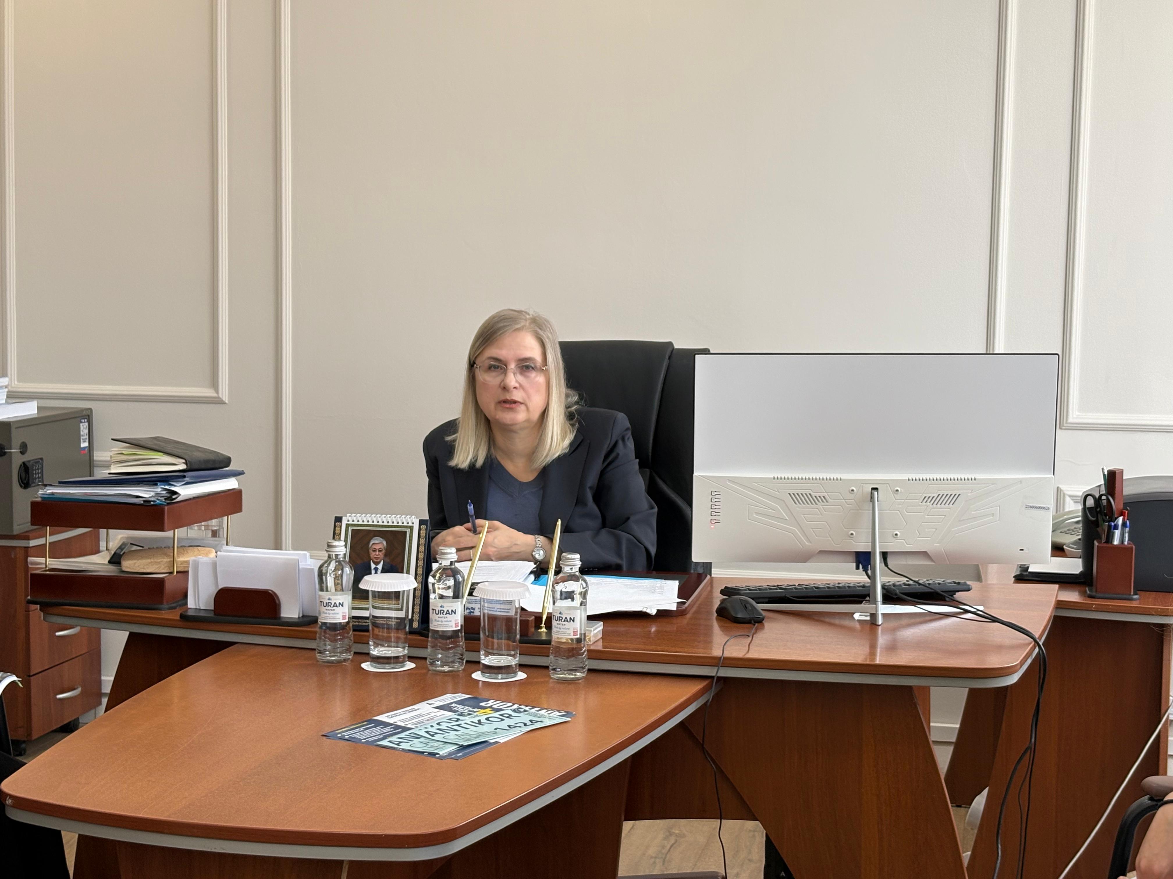 Әдеп жөніндегі уәкілімен Белағаш және Подгорное ауылдары әкімдері аппараттарының мемлекеттік қызметшілерімен сыбайлас жемқорлыққа қарсы іс-қимыл туралы заңнаманы және Әдеп кодексінің нормаларын түсіндіру бойынша кезекті жоспарлы іс-шара өткізді