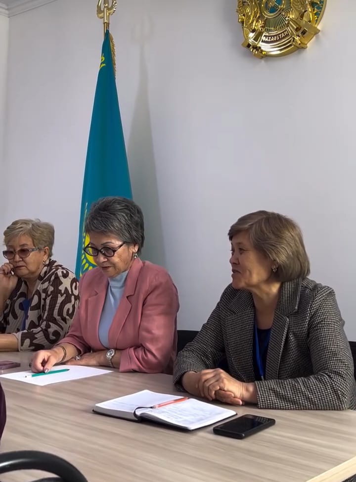 Круглый стол "Женщина мать-женщина счастье"