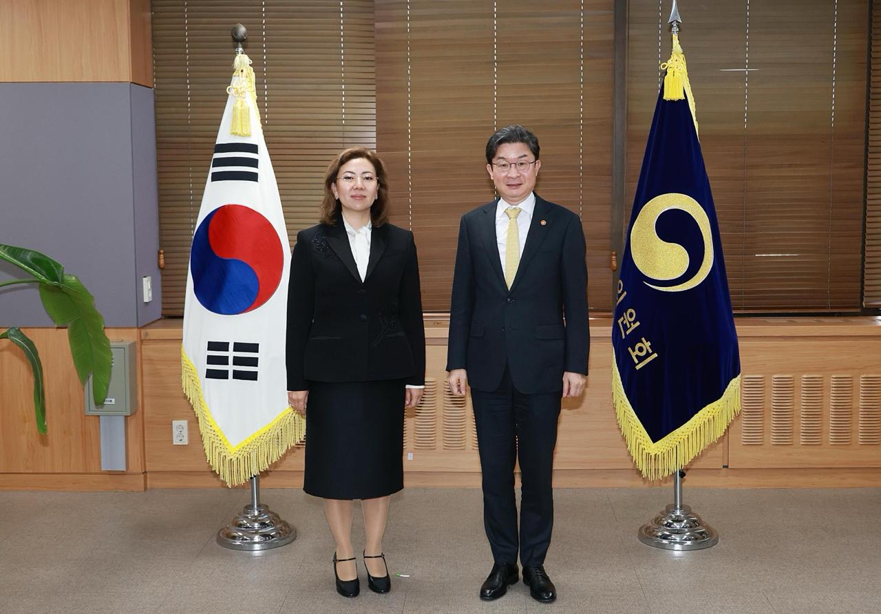 Агенттік басшылығы Корея Республикасының қаржы реттеушілерінің және BNK Financial Group басшыларымен кездесулер өткізді