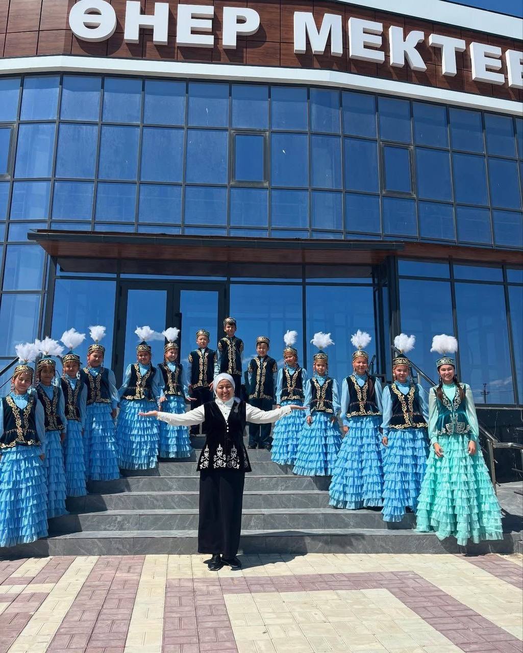 Атыраулық “Әсемай” ансамблі әлемдік сахнада жарқырады