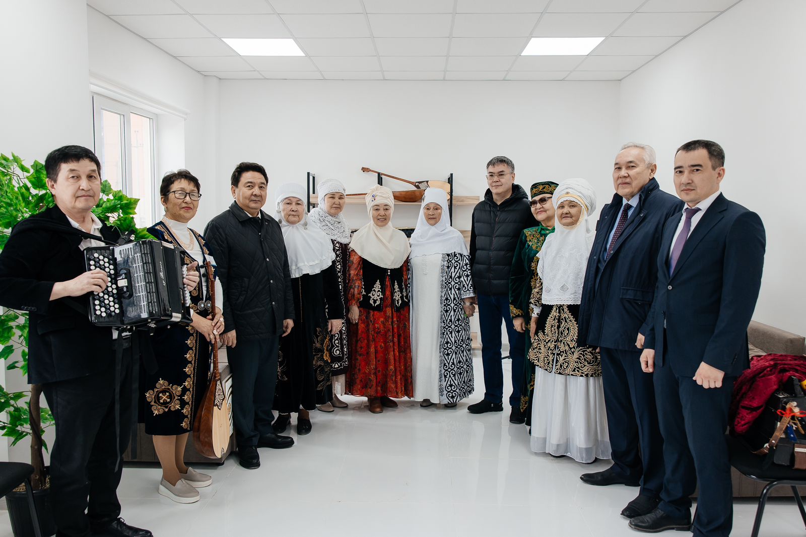 Серик Шапкенов ознакомился с новым зданием центра активного долголетия в Атырау