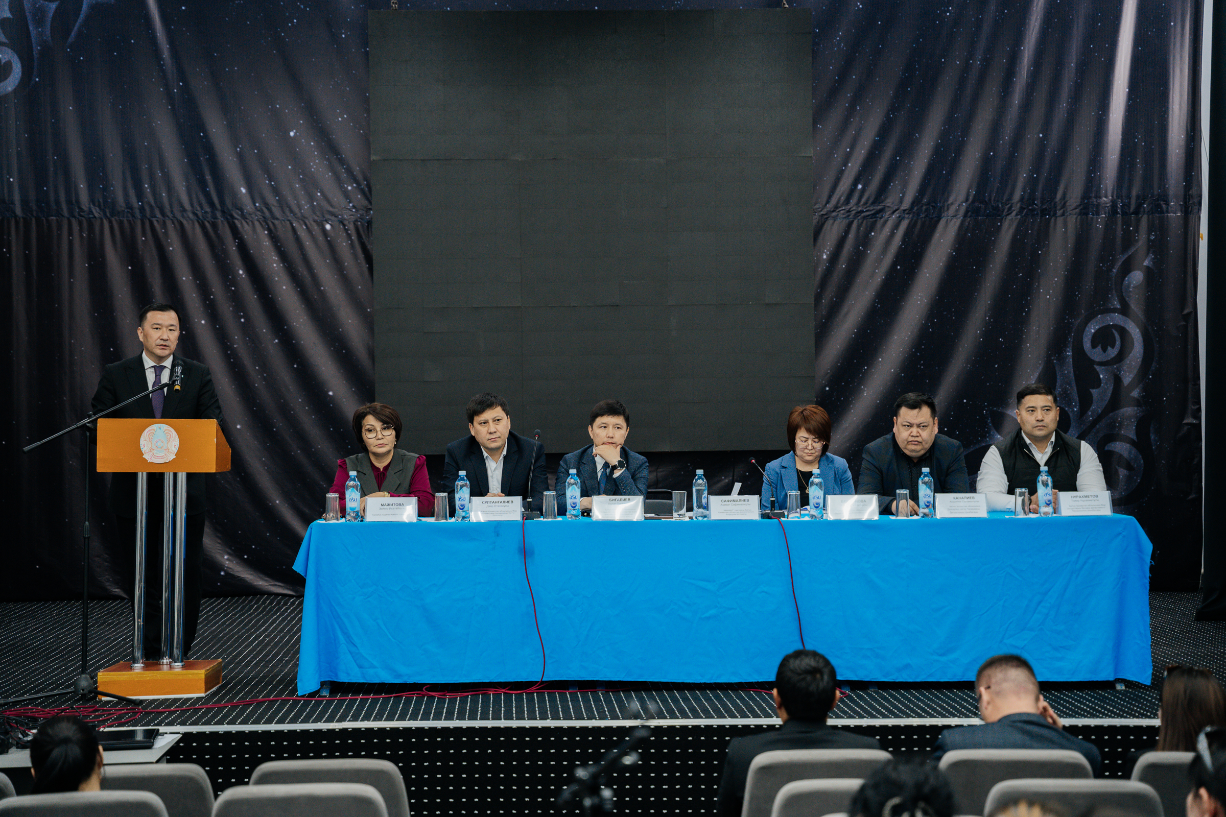 Ақжайық және Тасқала аудандарының тұрғындарымен көшпелі кездесу