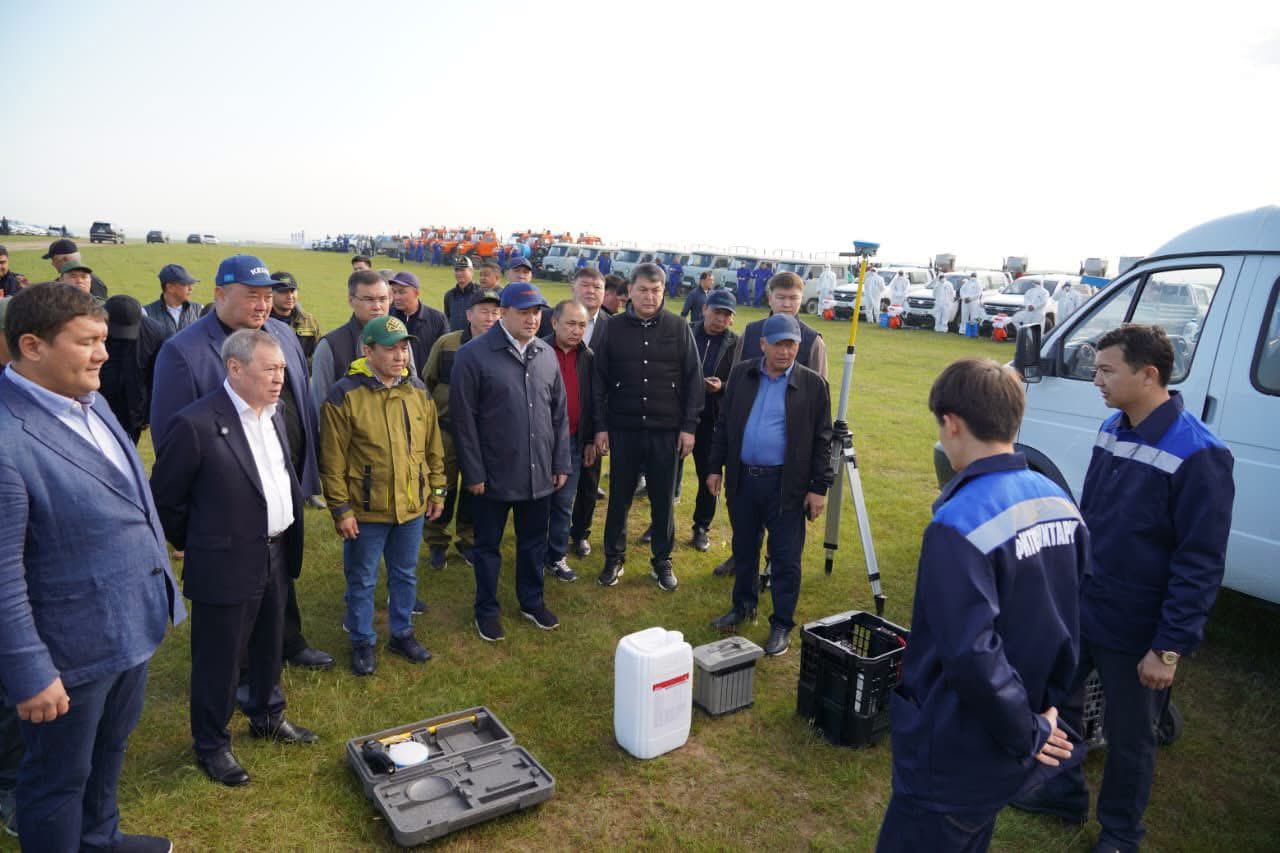 ТҮРКІСТАН ОБЛЫСЫНДА ШЕГІРТКЕГЕ ҚАРСЫ КҮРЕС КҮШЕЙДІ