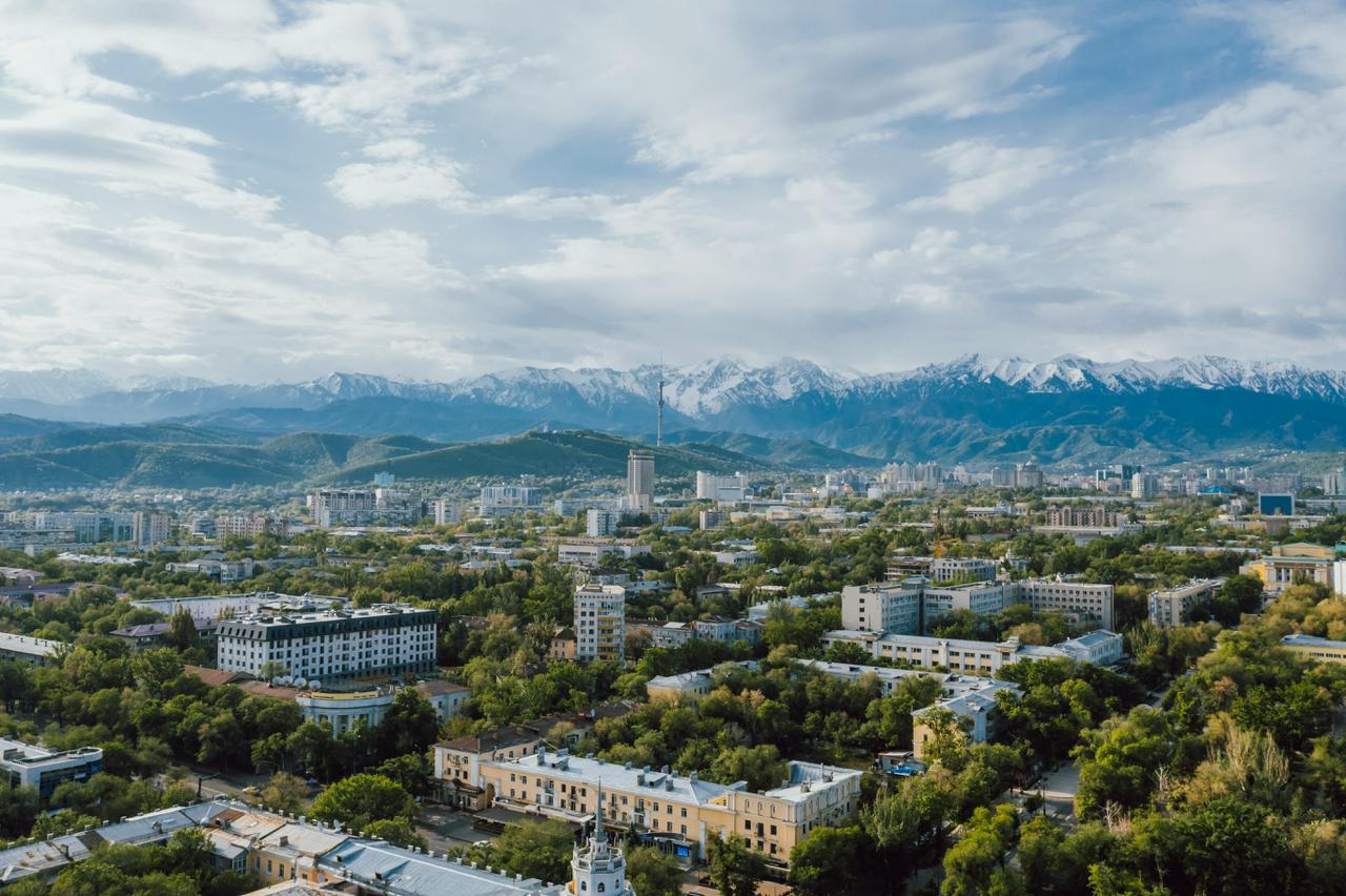 Поляк фотографтары Алматыны әлемге объектив арқылы паш етіп жүр
