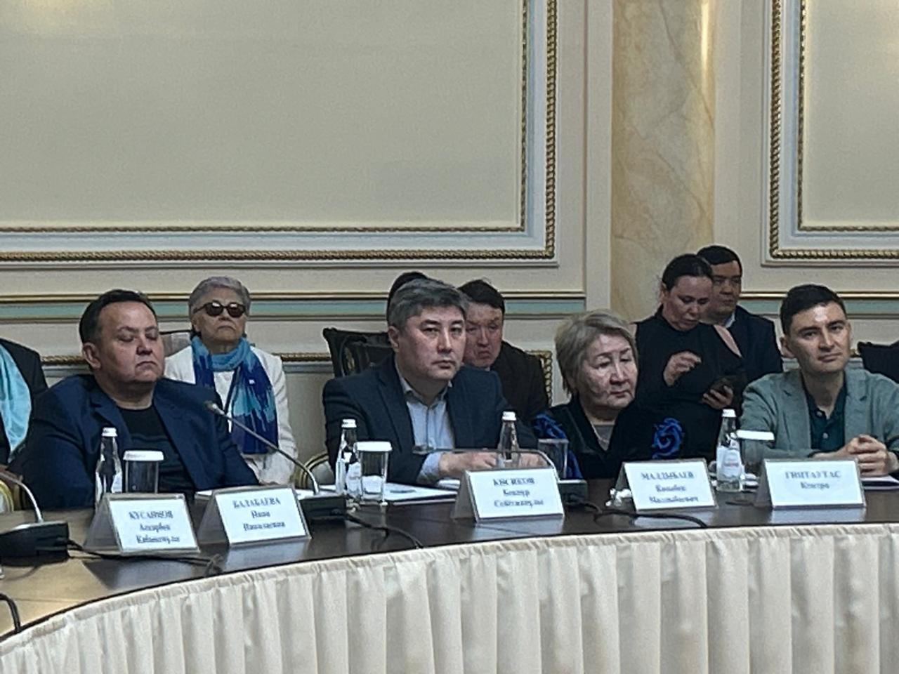 В Алматы при поддержке акимата города и участии Представительства Национального центра по правам человека по городу Алматы в рамках Межгосударственной акции «Неделя здоровья и прав человека в СНГ» проведён семинар на тему «Защита прав и охрана здоровья» с участием представителей государственных органов и подведомственных организаций.