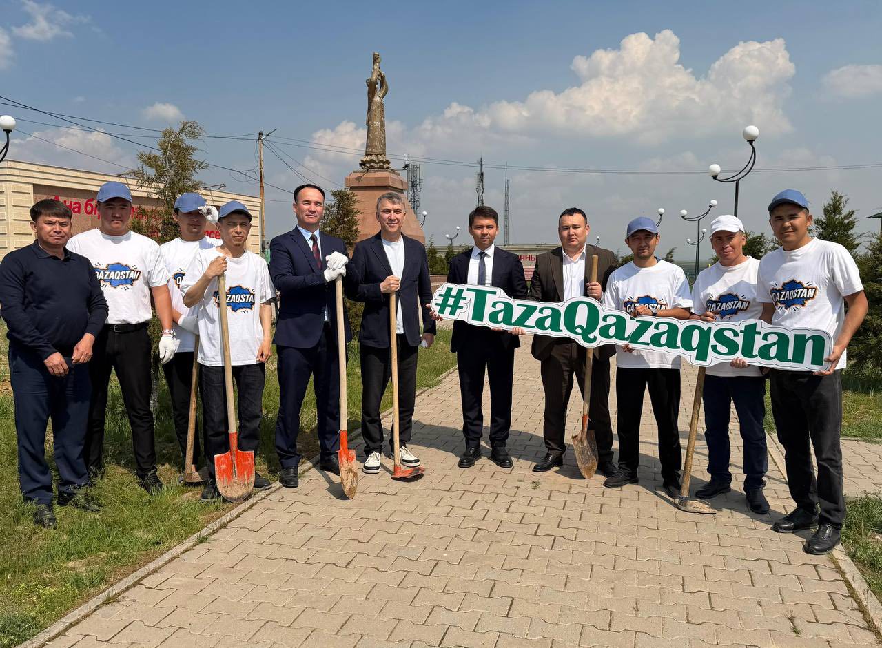 «ТАЗА ҚАЗАҚСТАН»:САРЫАҒАШ АУДАНЫНДА КӨГАЛДАНДЫРУ ЖҰМЫСТАРЫНА ЖАСТАР БЕЛСЕНЕ АТСАЛЫСТЫ