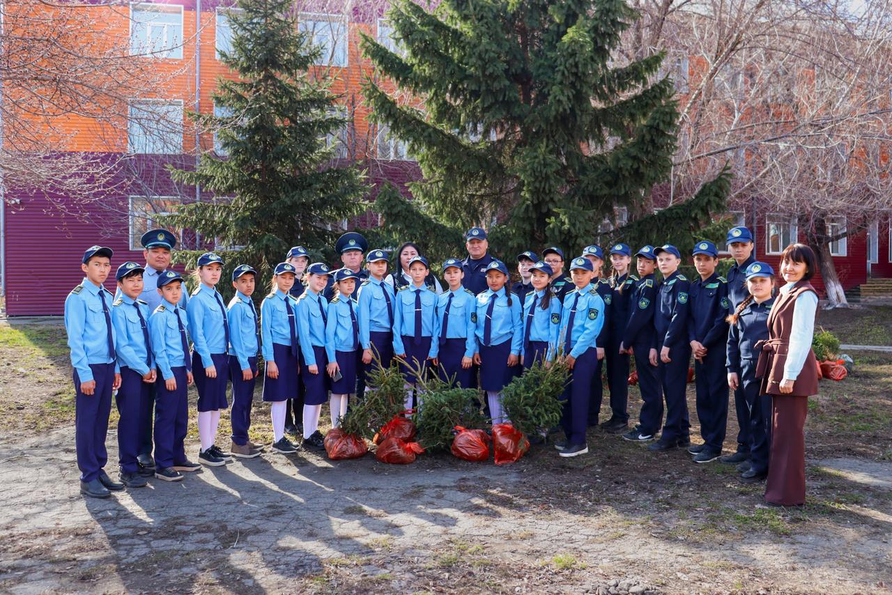 Ерліктің асқақ үлгісі: Шығыс Қазақстанның «Жас сақшылары» қызметтің ішкі тынысымен танысты