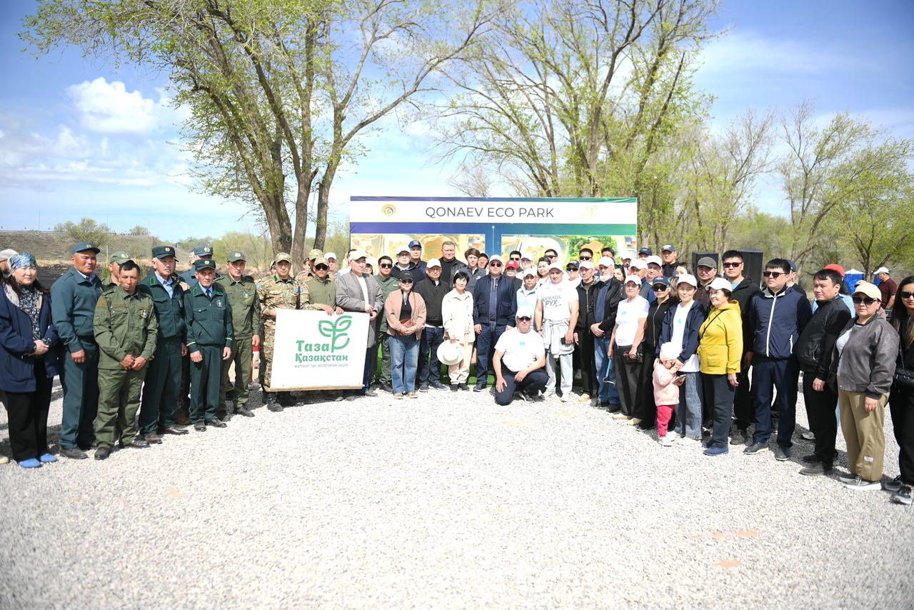 30 тысяч жителей Алматинской области вышли на масштабный субботник