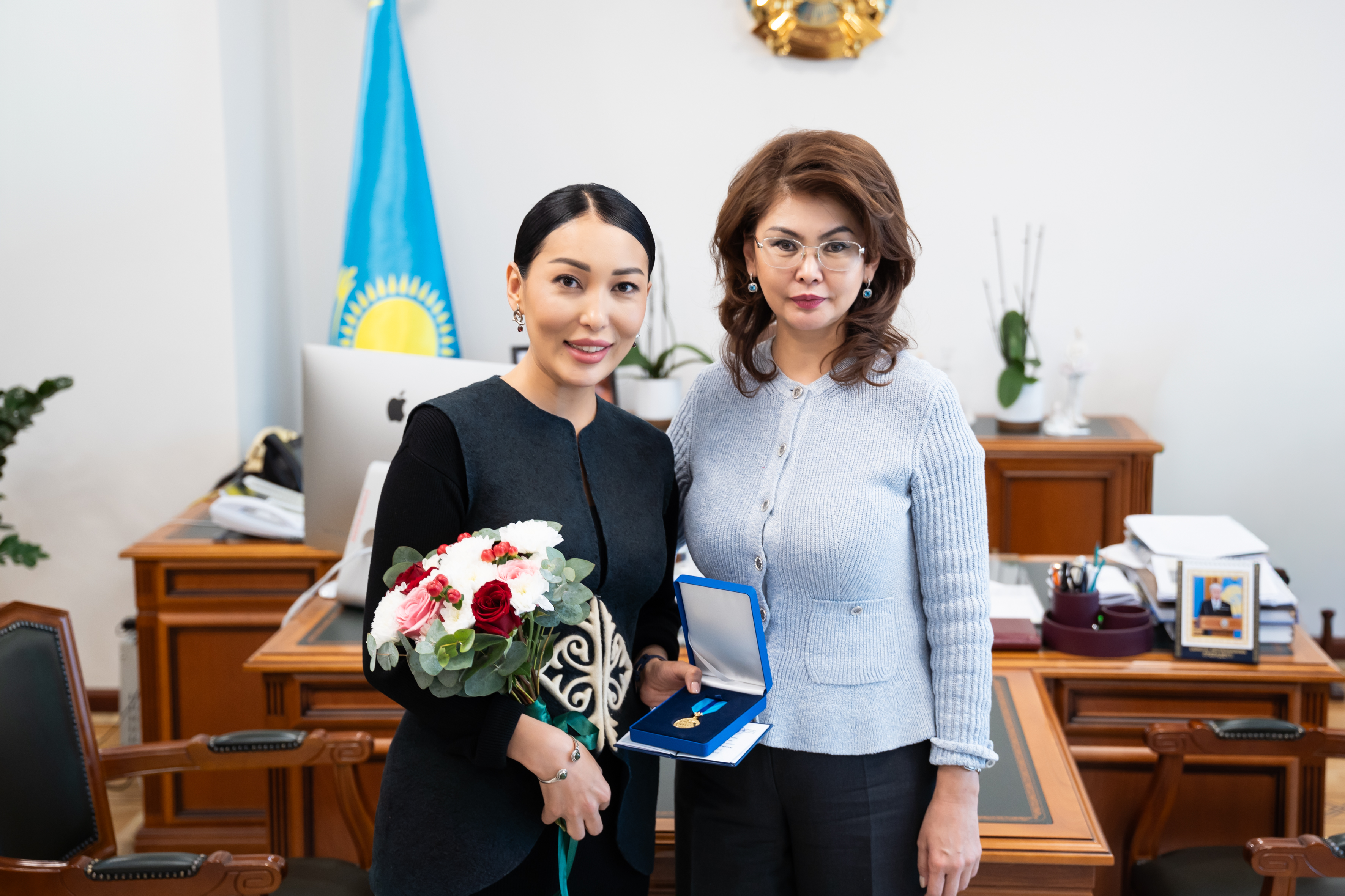 Президент атынан журналист Самал Ибраеваға мемлекеттік награда табысталды