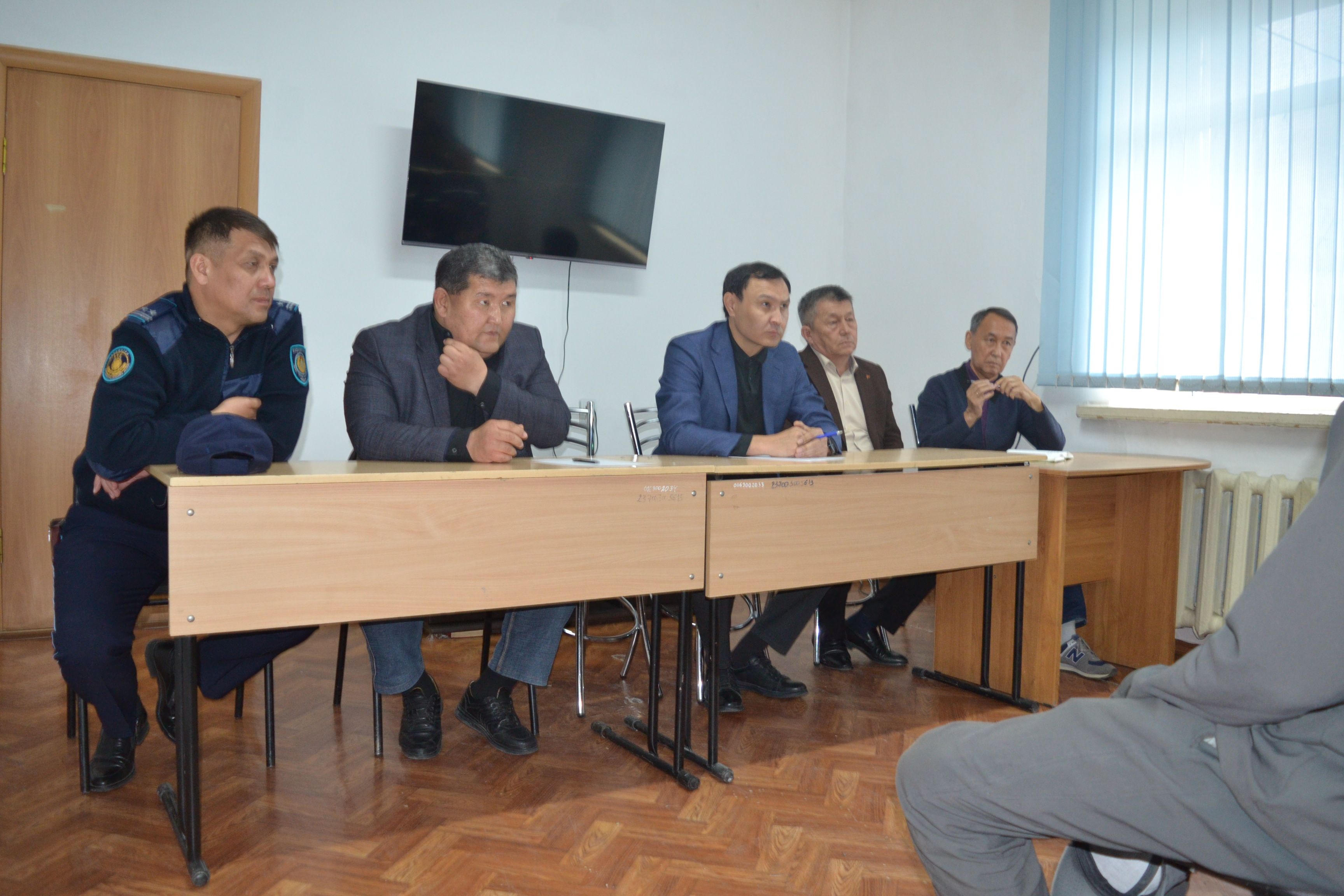 Қарағанды облысы бойынша Адам құқықтары жөніндегі уәкілдің өкілі А.Н. Тлешев нотариустармен және адвокаттармен бірлесіп ҚАЖ №61 мекемесінде (Қарағанды қаласының тергеу изоляторы) азаматтарды қабылдады