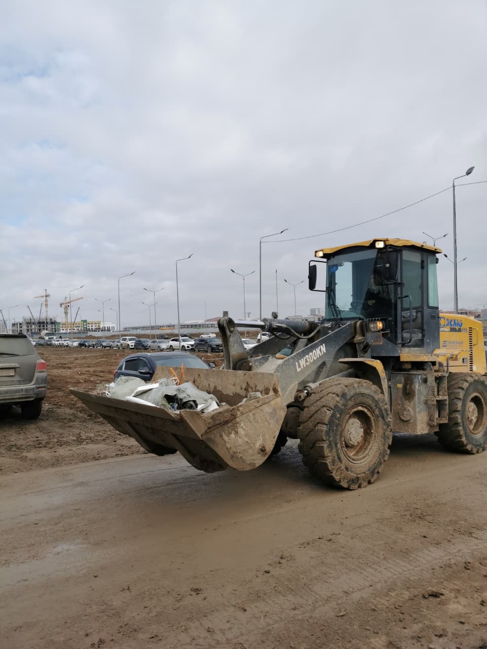 «Таза қала»: Sat NS Астанадағы қалалық сенбілікке белсенді қатысты