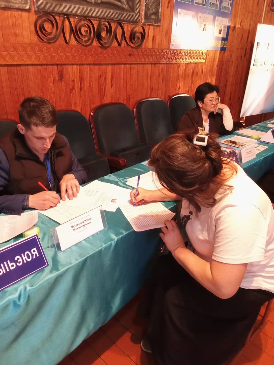 Зеренді ауданының Бәйтерек ауылдық округінде тұрғындардың 60 пайыздан астамы сайлау учаскелеріне келіп, округтің жаңа әкімін таңдауға қатысты.