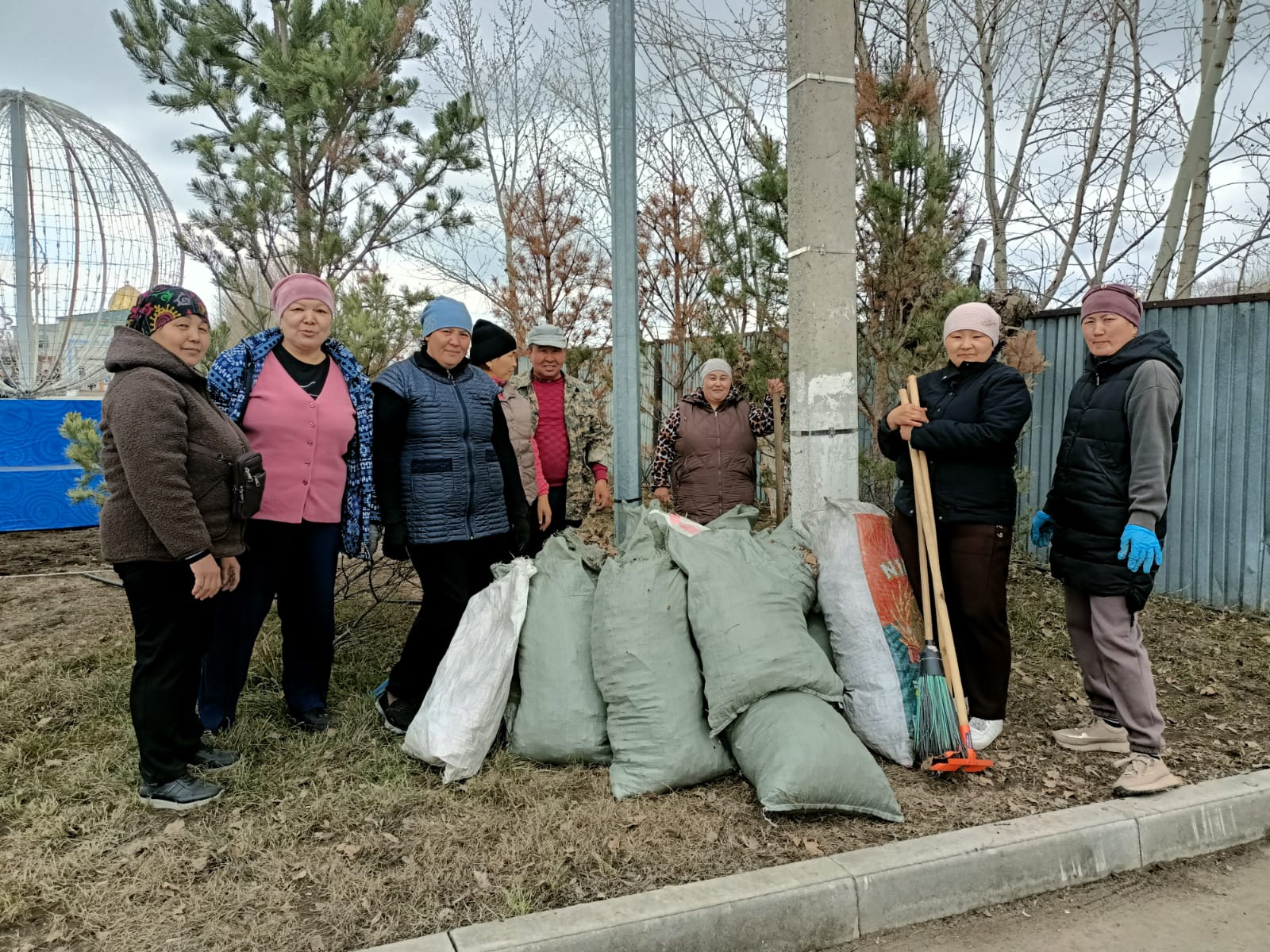 Красный Яр ауылында «Таза Қазақстан» республикалық акциясы аясында сенбілік өткізілді